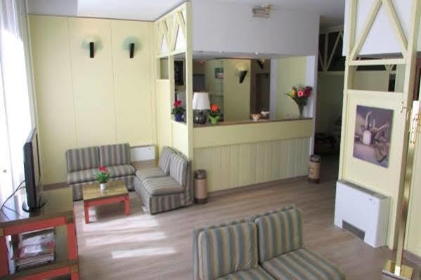 Hotel Johnny Milaan Buitenkant foto